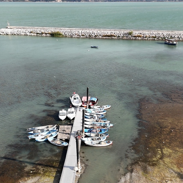 Yağışlar etkisini gösterdi Eğirdir Gölü'nde su seviyesi 25 santimetre arttı...