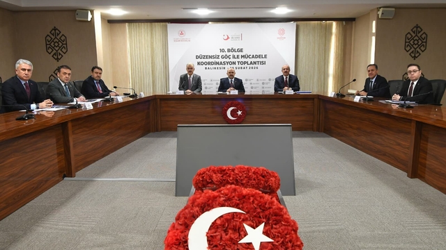 Bilecik Valisi Sözer, düzensiz göçle mücadele toplantısına katıldı