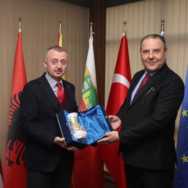 Kocaeli, Kırçova ile kardeş şehir olacak