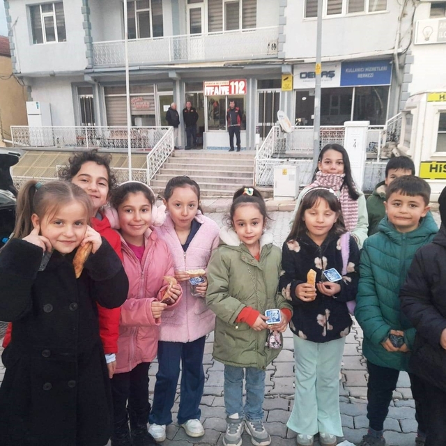 Hisarcık'ta minikler oruçlarını Ramazan topu eşliğinde açtı