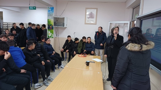 Şuhut'ta öğrencilere 'Gıda Güvenilirliği' eğitimi verildi