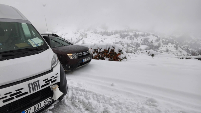 Kastamonu'da 243 köy yolu ulaşıma kapandı