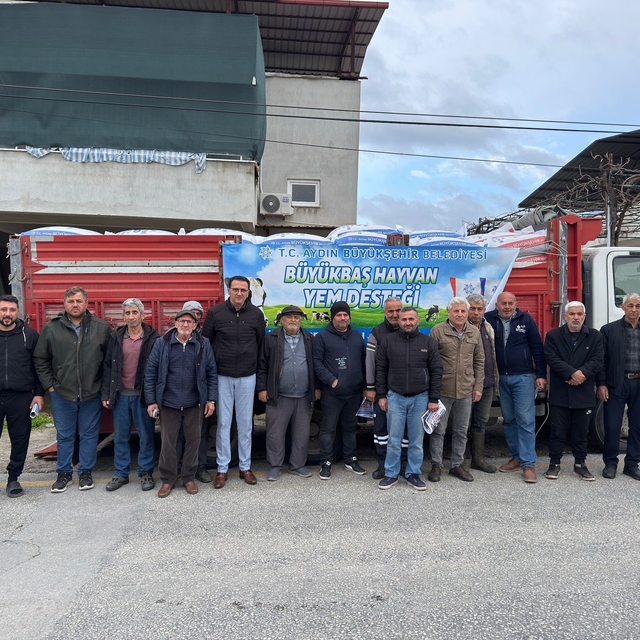Başkan Çerçioğlu'nun küçük üreticilere yem destekleri devam ediyor
