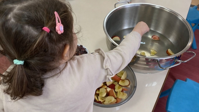 'Minik Eller' şerbet hazırladı