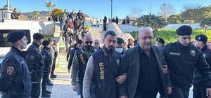 'Sakaraltı Sakarüstü' operasyonunda gözaltına alınan 8 şüpheli adliyede