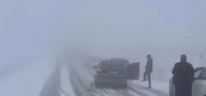 Viranşehir'de kar yağışı trafiği olumsuz etkiledi