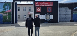 FETÖ’ye üye olmaktan aranan şahıs yakalandı