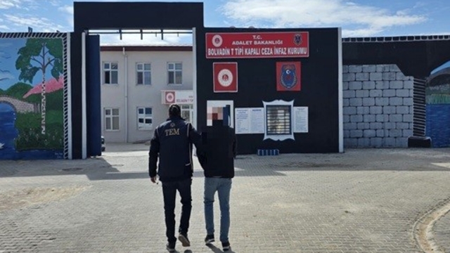 FETÖ'ye üye olmaktan aranan şahıs yakalandı