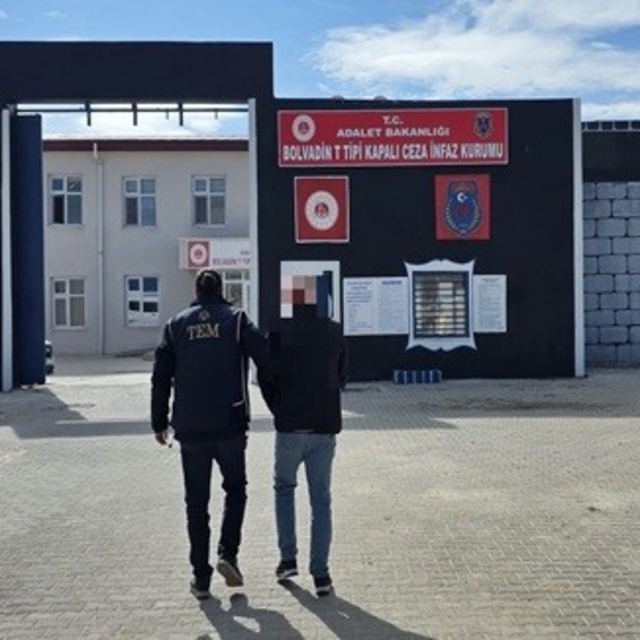 FETÖ'ye üye olmaktan aranan şahıs yakalandı