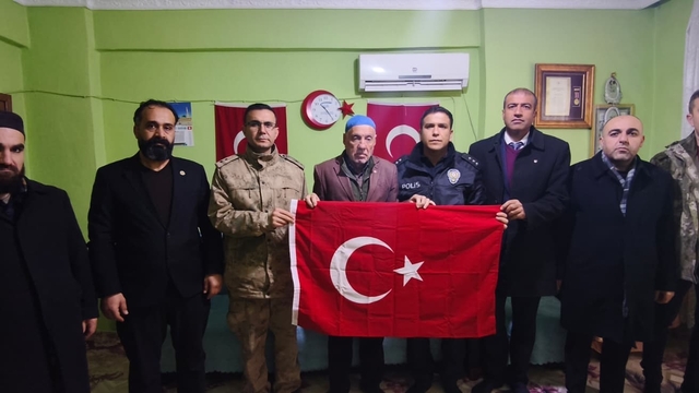 İdlib şehidi Sason'da dualarla anıldı