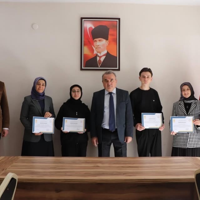 Bilecik'te 'Kur'an-ı Kerim'i Güzel Okuma ve Hafızlık' yarışmaları il birinc...