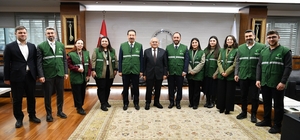 Başkan Büyükkılıç, Yeşilay Kayseri Şubesi'nin yeni yönetimini ağırladı