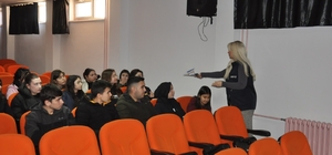 Salihli’de öğrencilere siber suç ve IBAN dolandırıcılığı uyarısı