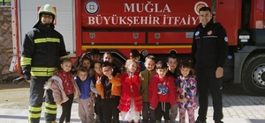 Miniklere yangın güvenliği eğitimi