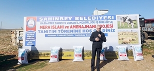 Şahinbey Belediyesi 75 milyon metrekarelik mera alanını gübreledi