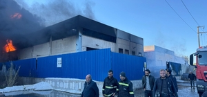 Torbalı'da geri dönüşüm fabrikasında yangın