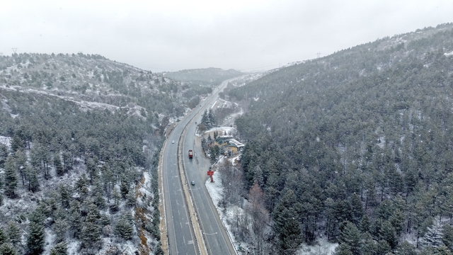 Çorum'da kar yağışı etkili oluyor