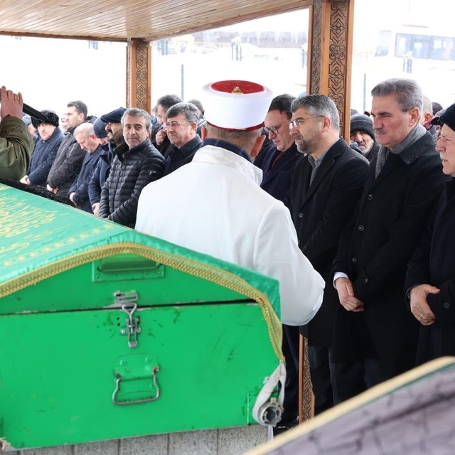 Bedir ailesinin acı günü
Sağlık Müdürü Dr. Gürsel Bedir'in baba acısı