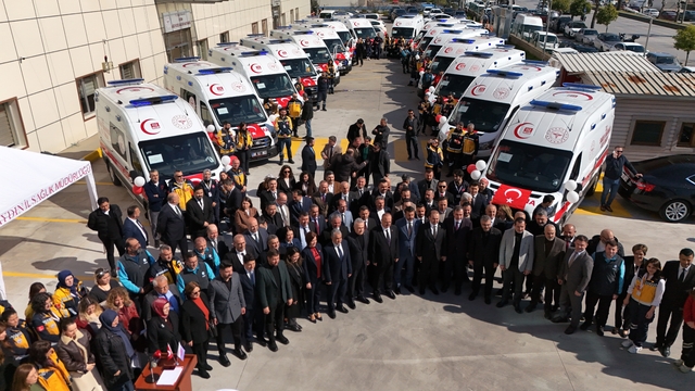 Aydın'da acil sağlık filosuna 16 yeni ambulans