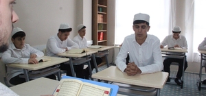 Cizre'de Kur'an kursu öğrencisi 95 günde hafız oldu
