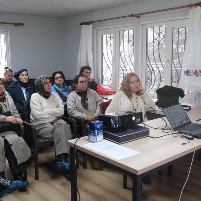 Yıldırım'dan kadınlara e-ticaret eğitimi