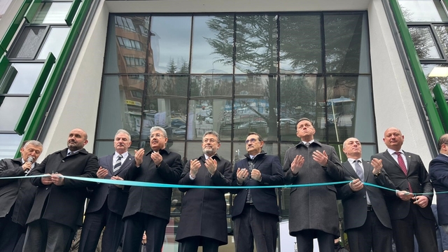 Bakan Yumaklı, Eskişehir'de TMO'nun yeni binasını açılışını gerçekleştirdi