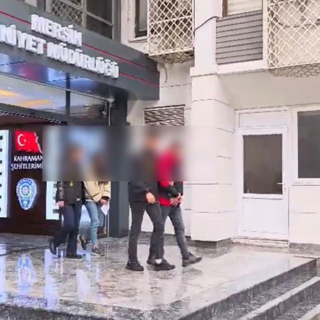 Mersin'de 3 milyonluk vurgun yapan sahte polisler yakalandı: 4 tutuklama