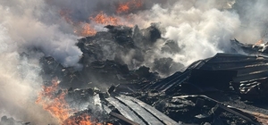 Alanya'da klima ve kuluçka makinelerinin bulunduğu depoda ikinci kez yangın çıktı