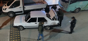 Manisa’da aranan 6 şahıs yakalandı, binlerce hap ele geçirildi