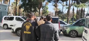 Mersin ve Şanlıurfa'da kendilerini polis olarak tanıtıp dolandırıcılık yaptığı iddiasıyla 4 zanlı tutuklandı
