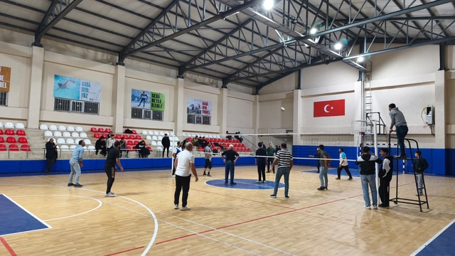 Korkut'ta iftar sonrası spor salonunda yoğunluk yaşanıyor