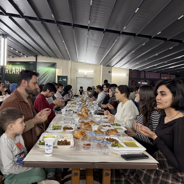 Aydın'da üniversite öğrencileri "Kampüs İftarları" programında buluştu