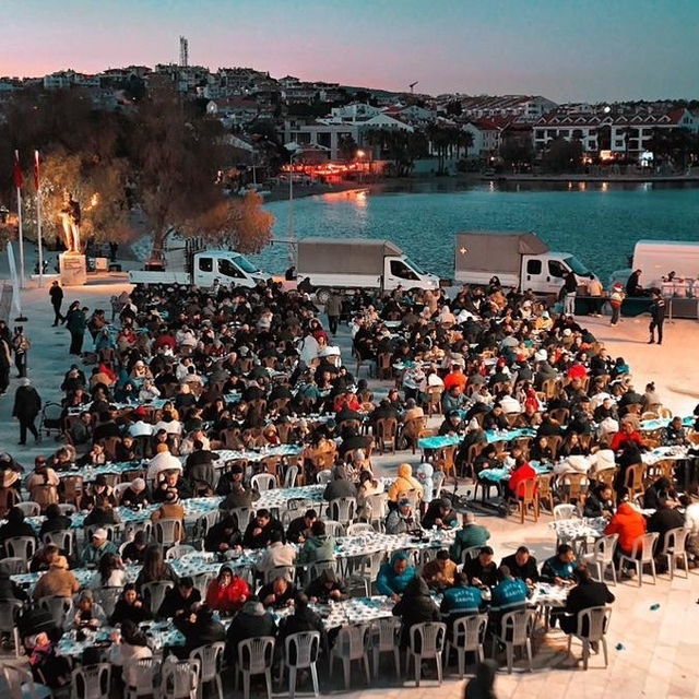 Datça'da 600 kişilik iftar sofrası kuruldu