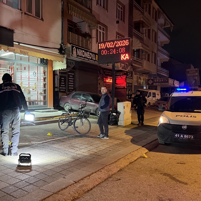 Pide kuyruğunda silahlı saldırı; 1 yaralı