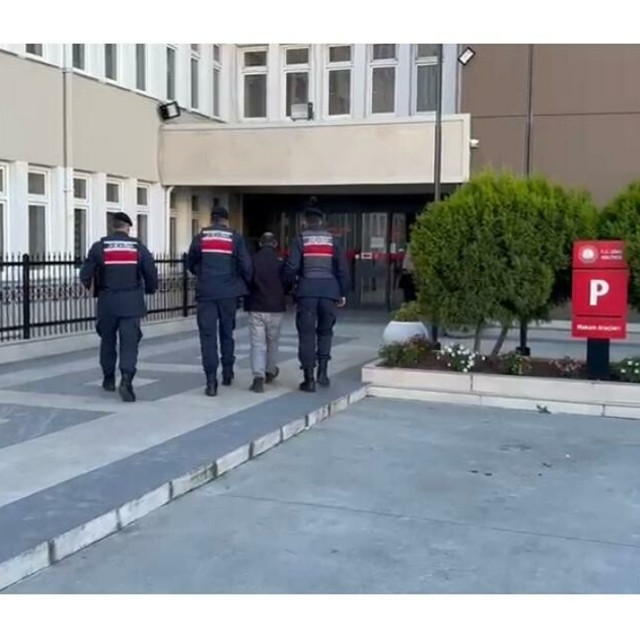 Aydın'da çocuklara yönelik müstehcen içerikleri depolayan şüpheli tutukland...