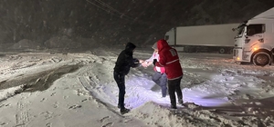 Tokat'ta kar yağışı ulaşımı aksattı