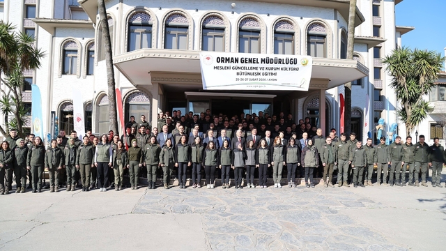 Orman ekiplerinin mesleki eğitim toplantısının ikincisi Aydın'da yapıldı