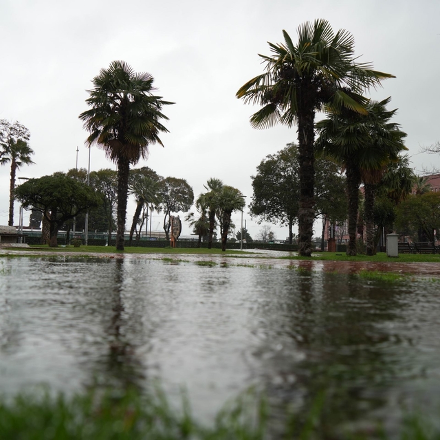 Samsun'a son 3 günde 300 kilo yağış düştü
