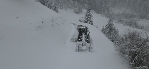 Kastamonu'da özel idare ekiplerinin karla mücadelesi yeniden başladı Özel İdare ekipleri, karla kapalı köy yollarını gece gündüz demeden ulaşıma açıyor