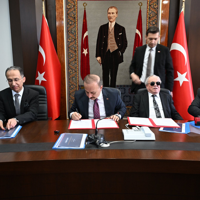 Isparta'daki kamu binalarında sesli navigasyon dönemi başlıyor