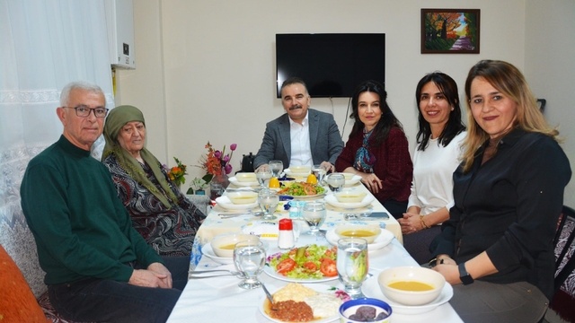 Kaymakam Odabaş'tan şehit ailesine gönül sofrası ziyareti