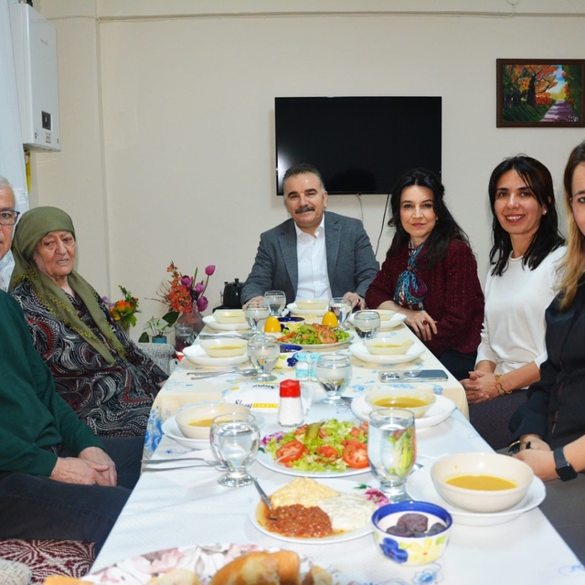 Kaymakam Odabaş'tan şehit ailesine gönül sofrası ziyareti