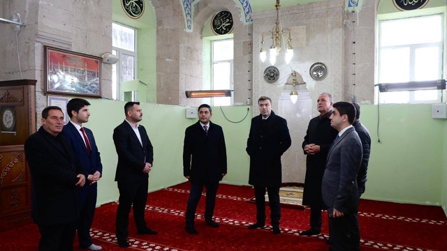 Vali Akmeşe Altunhisar'da vatandaş ve esnafla buluştu