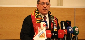 Zecorner Kayserispor Başkanı Nurettin Açıkalın güven tazeledi