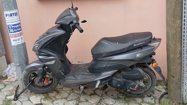 Balıkesir'de bir motosiklet kurşunlandı