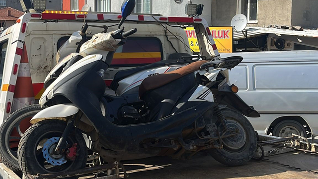 Plakasız motosikletin ehliyetsiz sürücüsüne 82 bin 500 lira ceza