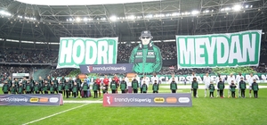 Hodri Meydan’dan Beşiktaş maçına özel koreografi "Kulüplerin gerçek sahipleri taraftarlarıdır" Maçı 22 bin biletli seyirci takip etti