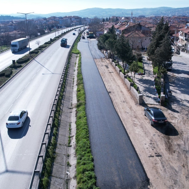 Kula'da ulaşım konforu için 8 bin tonluk asfalt çalışması