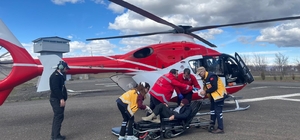 Bingöl’de ambulans helikopter, diyaliz hastası için havalandı