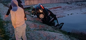 Mardin'de kayganlaşan yolda 3 araç şarampole devrildi: 9 yaralı